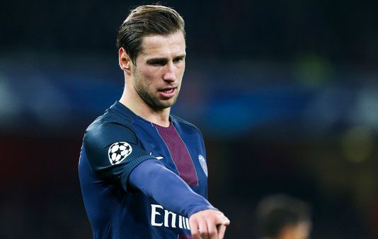 Mercato – PSG : L’OL prêt à boucler une alternative d’un indésirable du PSG ! Grzegorz Krychowiak